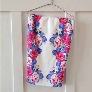 Floral pencil skirt!!!!